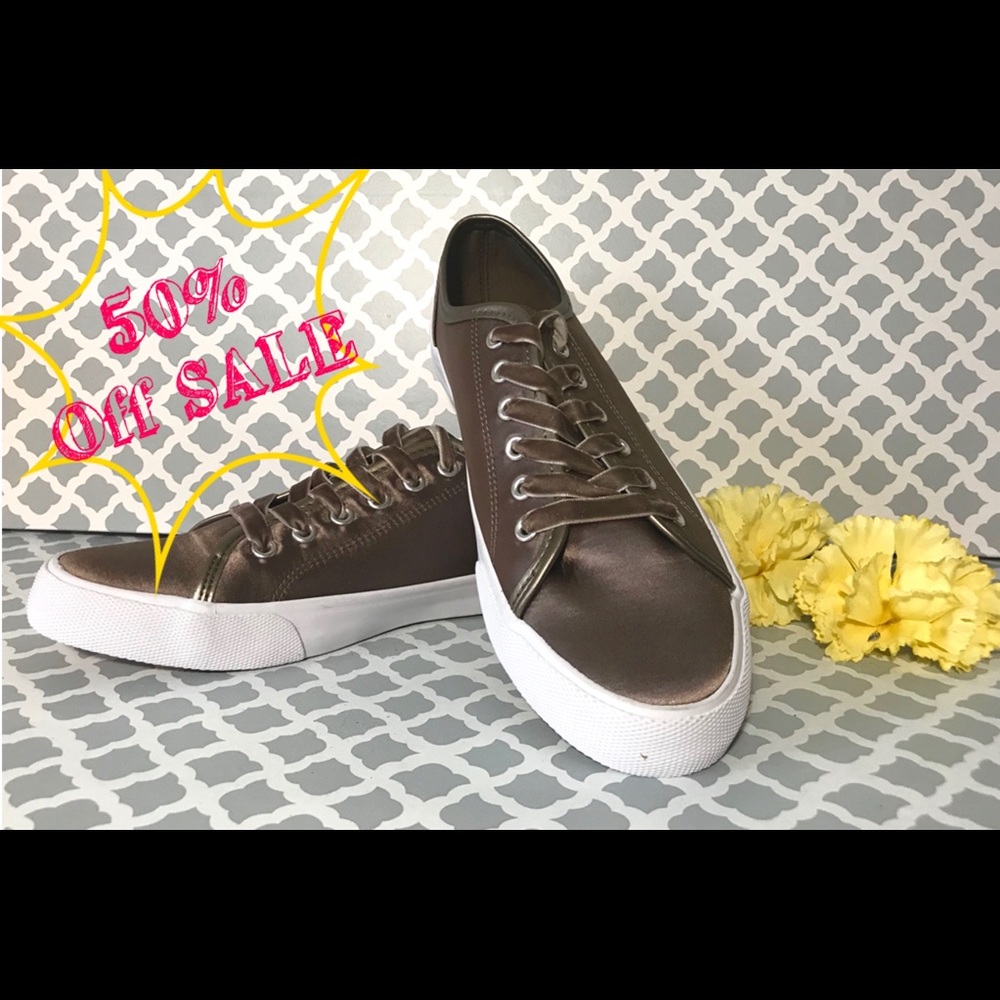 Mossimo supply company sneakers